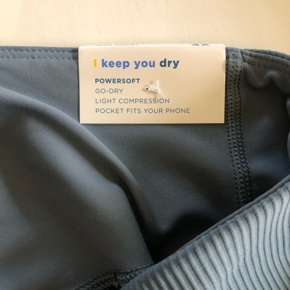 Old Navy High-Waisted PowerSoft Ribbed Compression Biker Shorts 8’inseam Size 4X - Picture 8 of 15